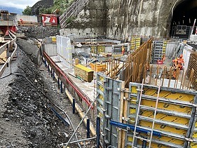 Bauarbeiten beim Kerenzerbergtunnel