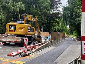 Foto von einem Bagger auf dem Strandbadweg