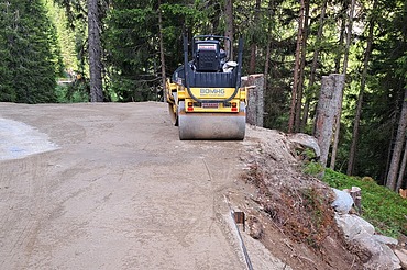 Foto von Arbeiten an einem Wanderweg Cavorgia