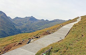 Zufahrtsweg zur künftigen PV-Anlage SedrunSolar