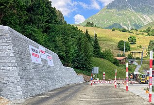 Foto von STRABAG Strassenkorrektion in Dieni