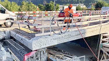 Foto von Bauarbeiten an der Tössbrücke