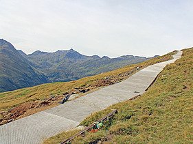 Zufahrtsweg zur künftigen PV-Anlage SedrunSolar